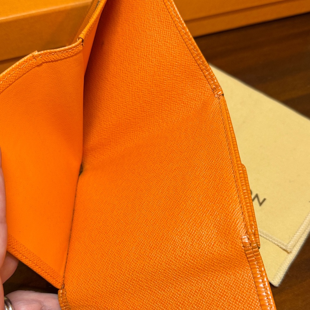Louis Vuitton Orange Epi Leather Wallet/Clutch W/COA and Dust Bag - Picture 14 of 16